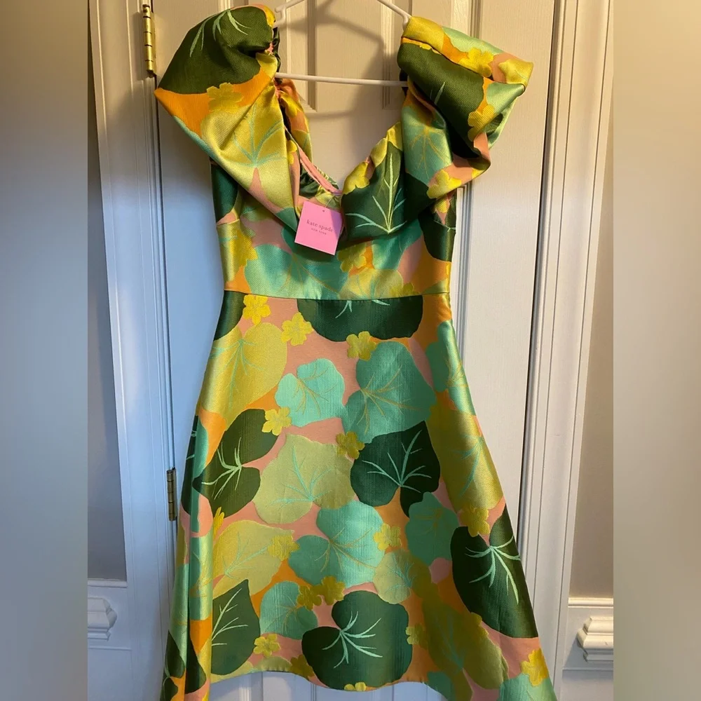 Kate Spade Cucumber Floral Flounce Dress Size 8 - Picture 1 of 5